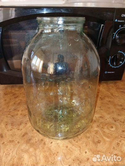 Банки стеклянные . Цена за все