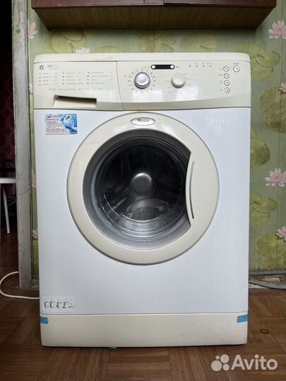 Стиральная машина Whirlpool AWG 236