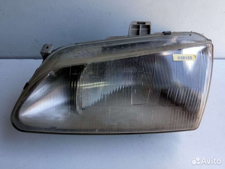 Фара передняя левая Renault Megane 1
