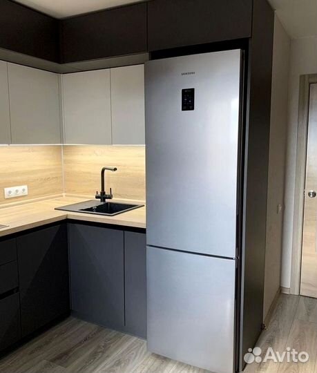 Кухонный гарнитур угловой в потолок на заказ