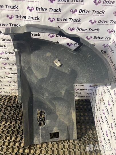 Облицовка фары передняя правая Scania Pde R420