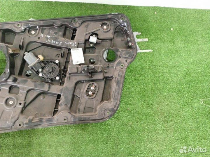 Стеклоподъёмник передний правый Hyundai Sonata 6