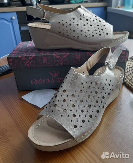 Продам обувь