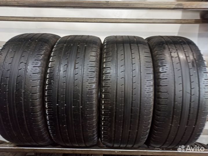Goodyear EfficientGrip SUV 4x4 235/55 R17