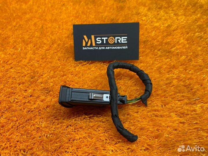 Кнопка аварийной сигнализации Bmw 3-Series F30