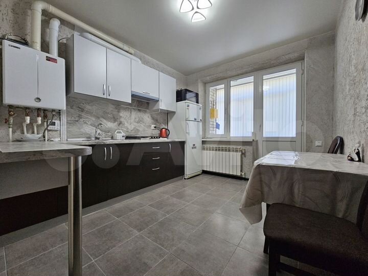 2-к. квартира, 62 м², 1/3 эт.