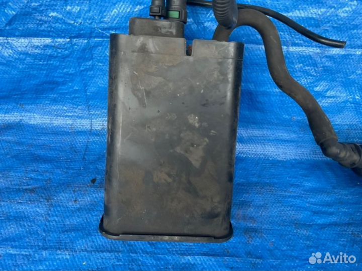 Фильтр паров топлива Volvo Xc70 AU / P2 B5254T2