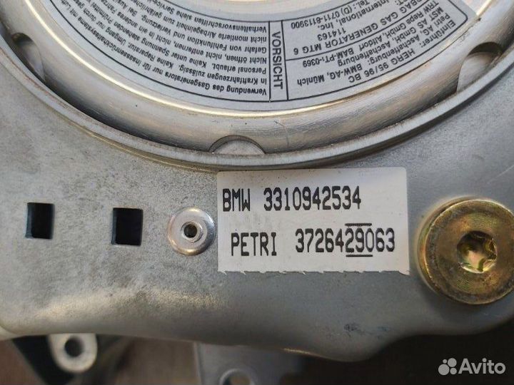 Подушка безопасности в руль Bmw 520I E39 M52 1996