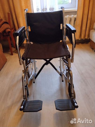 Инвалидная коляска складная бу