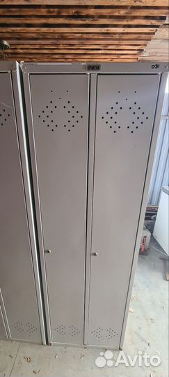 Шкаф для одежды металлический