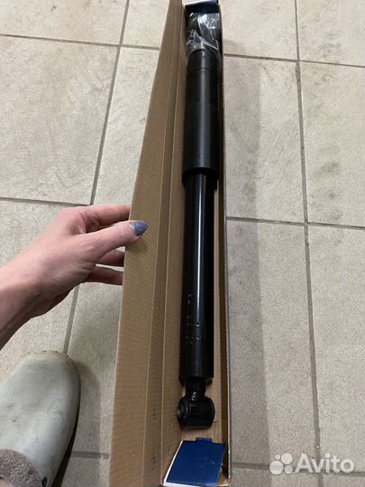 Стойки передние на мерседес е 270 дизель