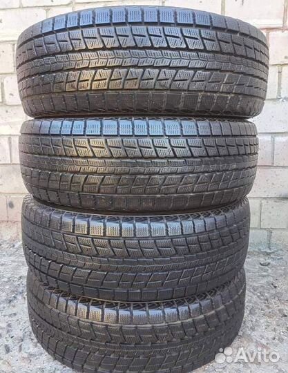 Dunlop Winter Maxx SJ8 225/65 R17 102Q