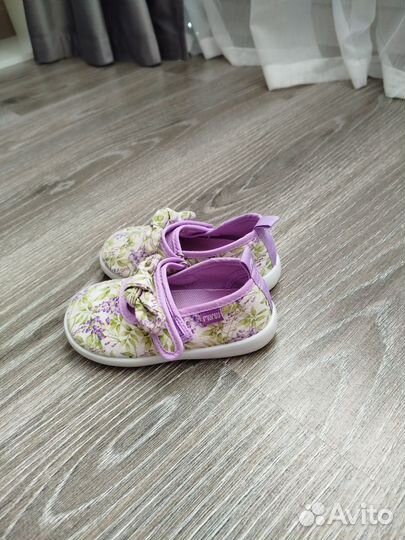 Сандалии для детского сада 24 размер