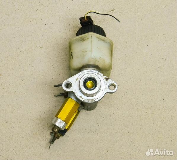 Цилиндр тормозной главный Nexia 1.5 8 кл