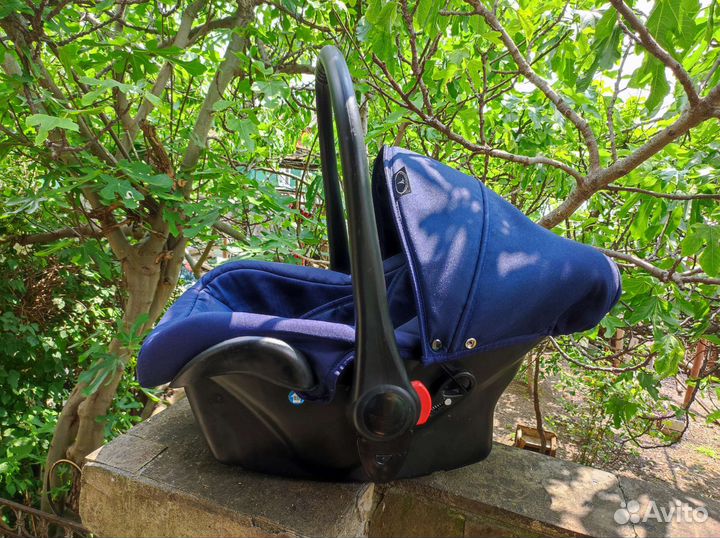 Коляска 2 в 1 luxmom