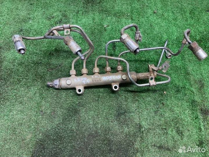 Топливная рампа Mitsubishi L200 KB4T 4D56