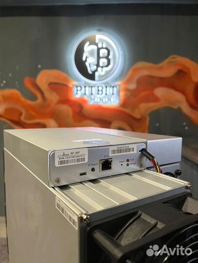 Bitmain Antminer S21 200Th Мощные Майнеры