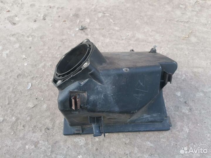 Корпус воздушного фильтра volkswagen passat b 5 +