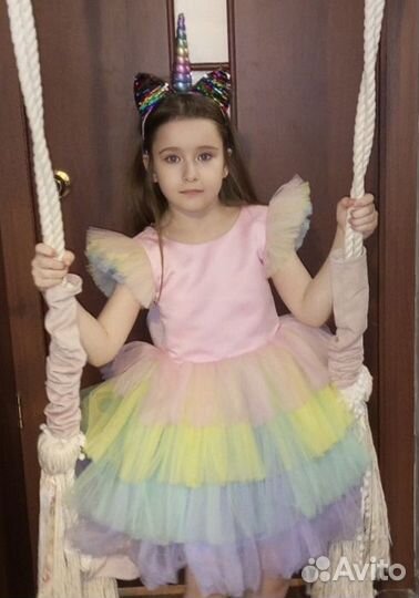 Платье нарядное 128