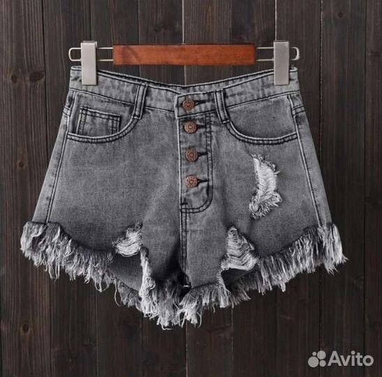 Джинсовые шорты