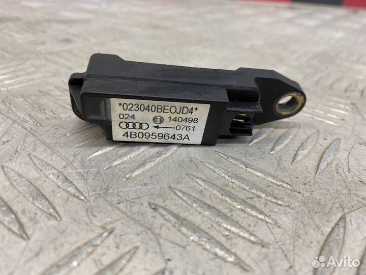 Б/У датчик удара air bag (аир баг) передний правый