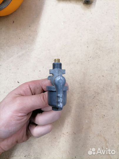 Краник бензобак для советской мототехники