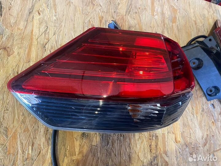 Задний фонарь Ниссан Х-Треил т32
