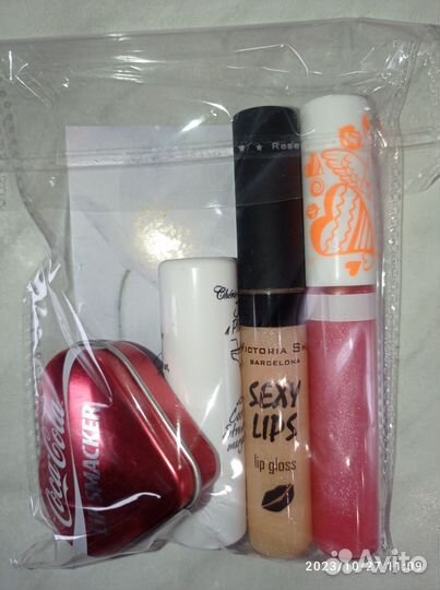 Набор косметики Mixx для губ