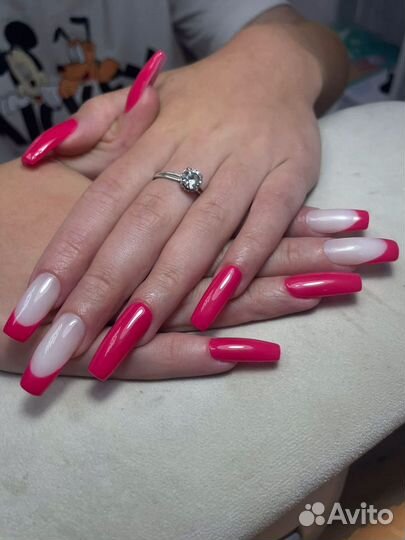 Маникюр и педикюр