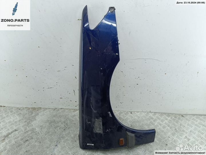 Крыло переднее правое на Peugeot 306