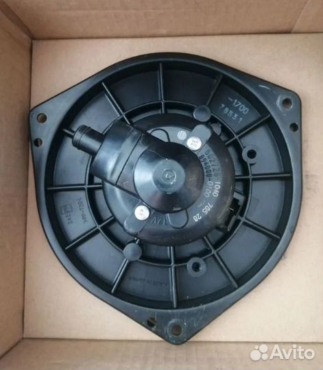 Моторчик печки lancer 9