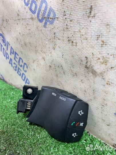 Подрулевой переключатель Renault Fluence седан 1.6