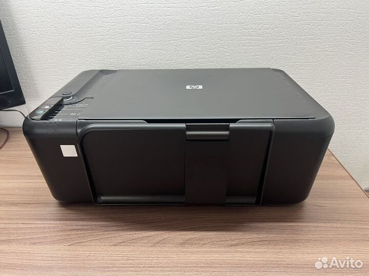 Принтер HP Deskjet F2483