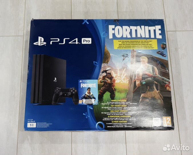 Sony Playstation 4 Pro 1TB (CUH-7208B)