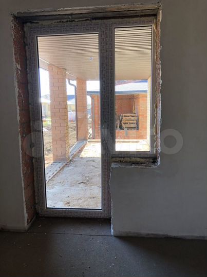 Коттедж 196 м² на участке 6 сот.