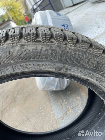 Gislaved Nord Frost 200 235/45 R18