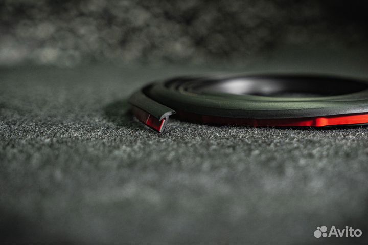 Уплотнительная резинка для обвесов, Шир. 8мм, 1,7