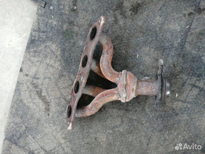 Выпускной коллектор Honda Fit GD1 L13A