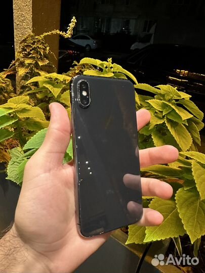 iPhone X, 64 ГБ
