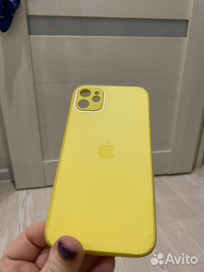 Чехол на iPhone 11