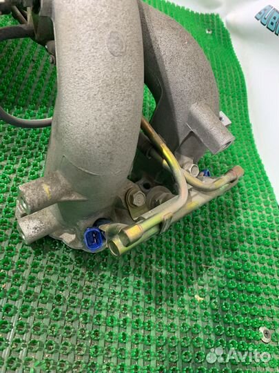 Впускной коллектор Subaru EJ204