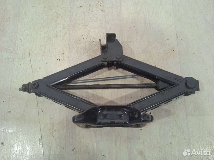 Домкрат Форд Фокус 2-3, Мондео 4