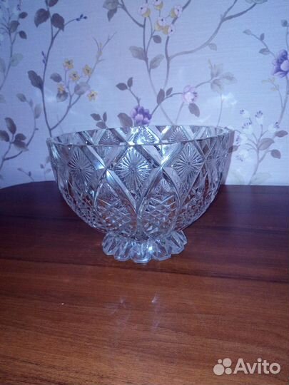Ваза хрустальная большая