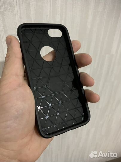 Чехол на iPhone 7