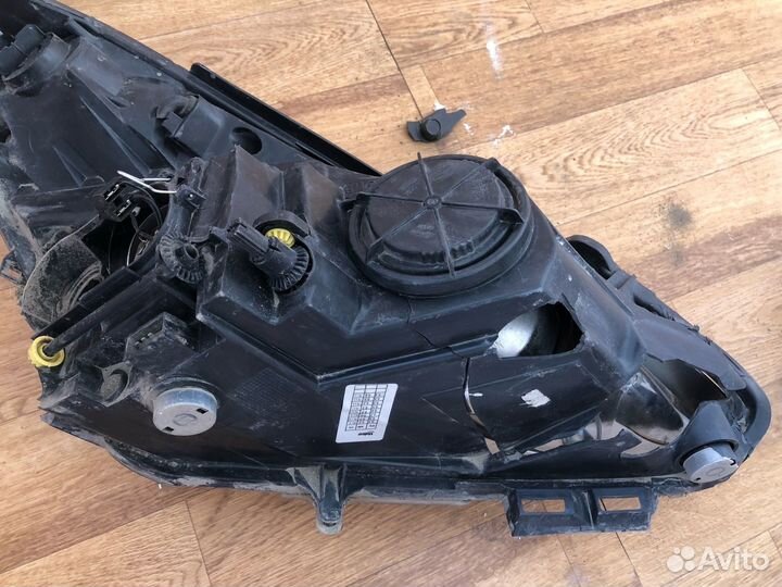 Фара левая Opel Corsa D