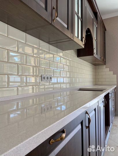 Кухня на заказ Двухрядная под Ключ