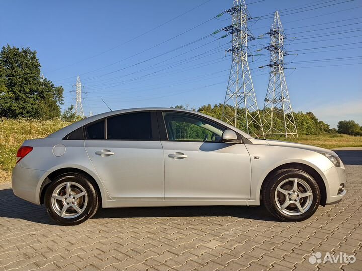 Chevrolet Cruze 1.8 AT, 2011, 103 753 км