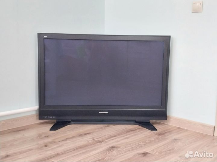 Телевизор плазменный Panasonic 42 диагональ