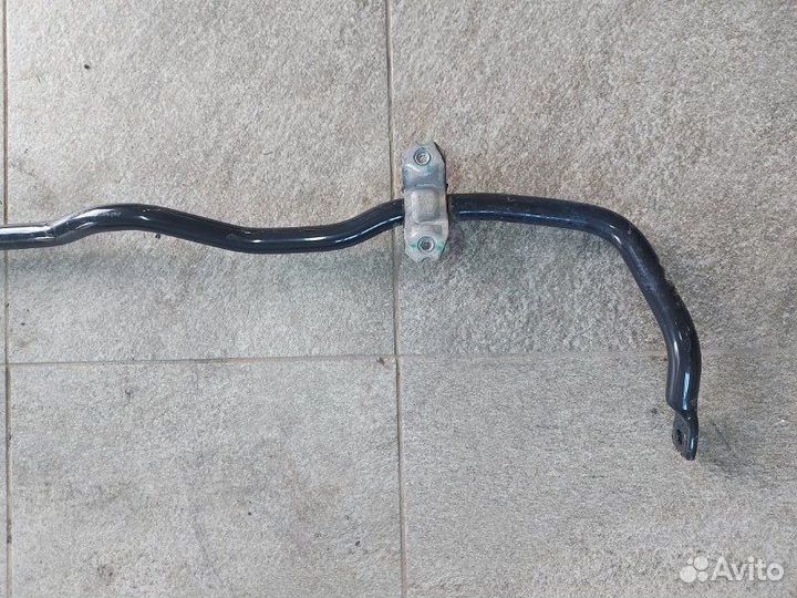 Передний стабилизатор Volkswagen Tiguan 2 DBG