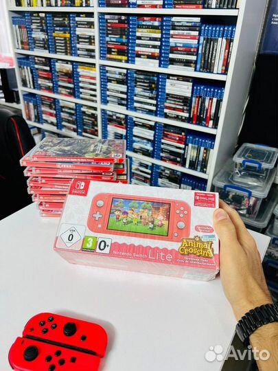 Nintendo Switch Lite + Animal Crossing Новая